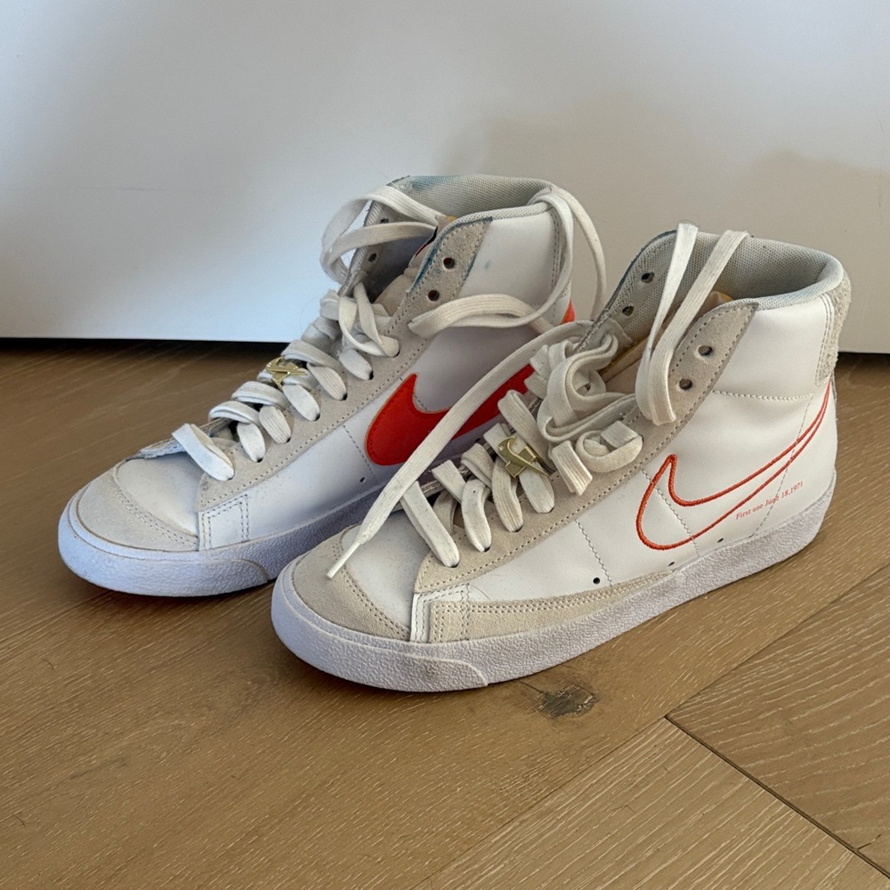 Nike White Red High-Top Athletic Sneakers - Picture 2 of 2